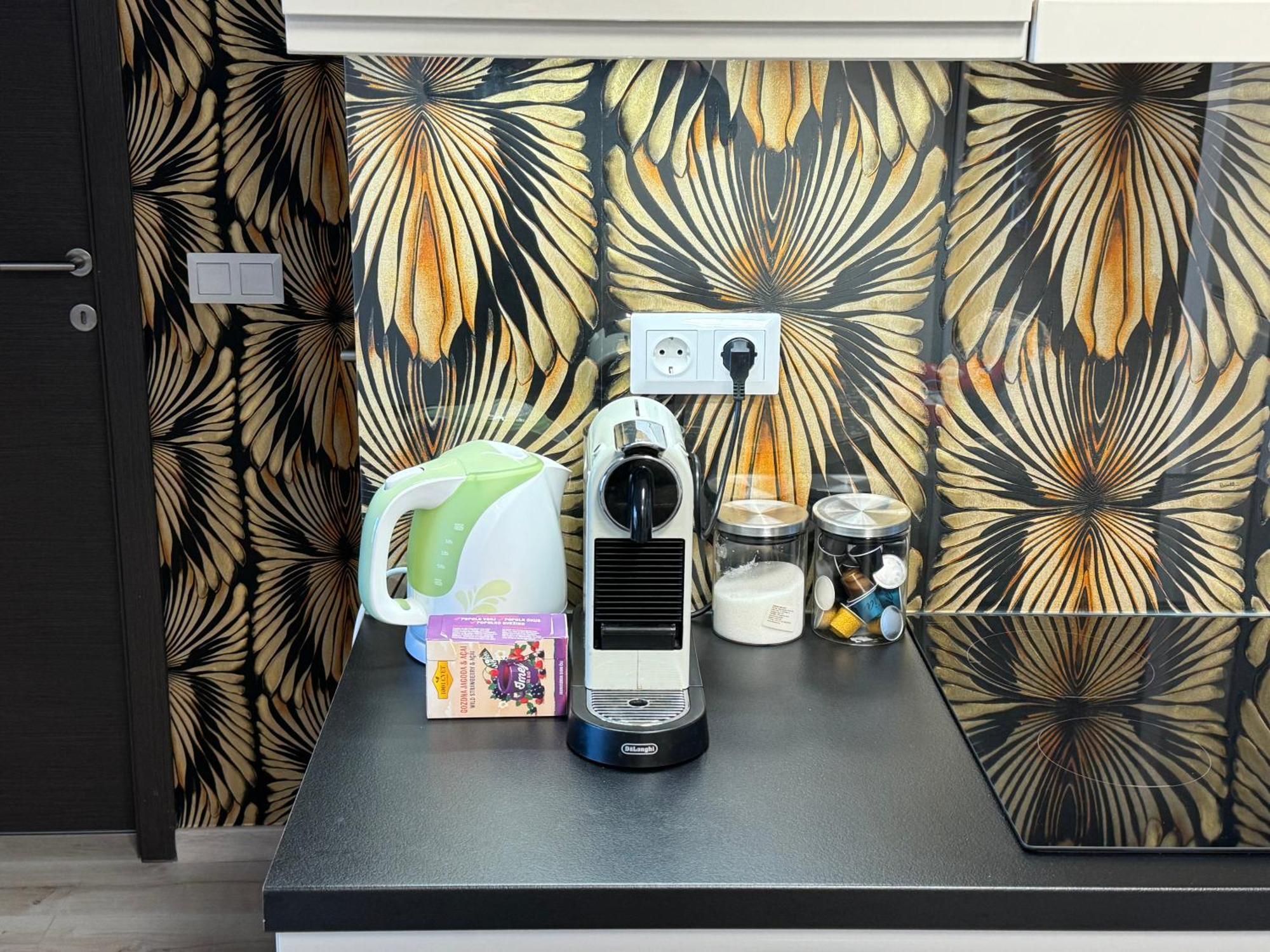 Luxury Cordia Apartment With Free Parking Boedapest Buitenkant foto