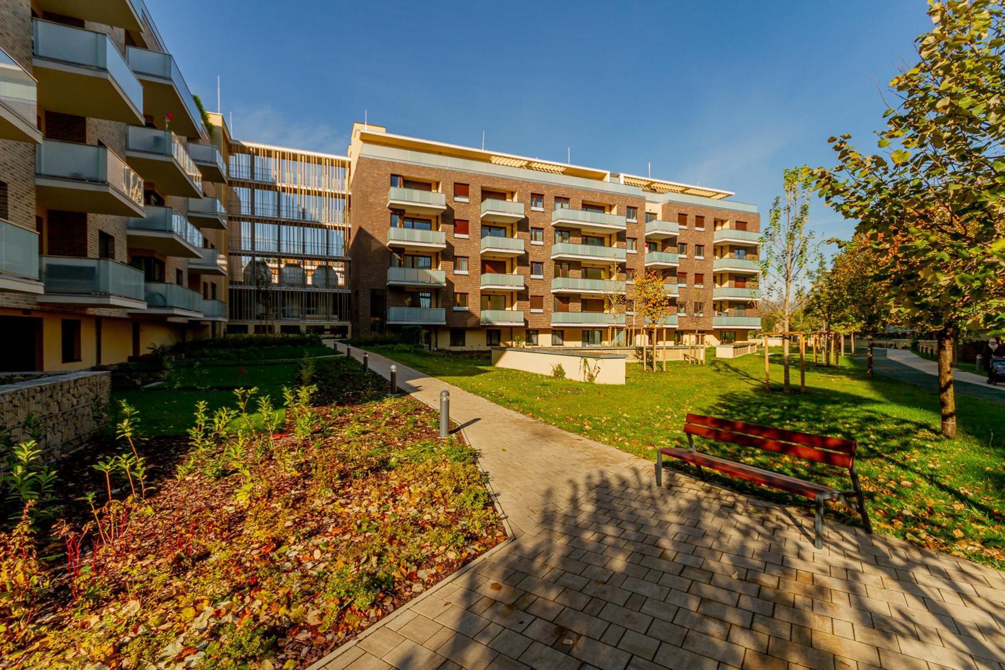 Luxury Cordia Apartment With Free Parking Boedapest Buitenkant foto